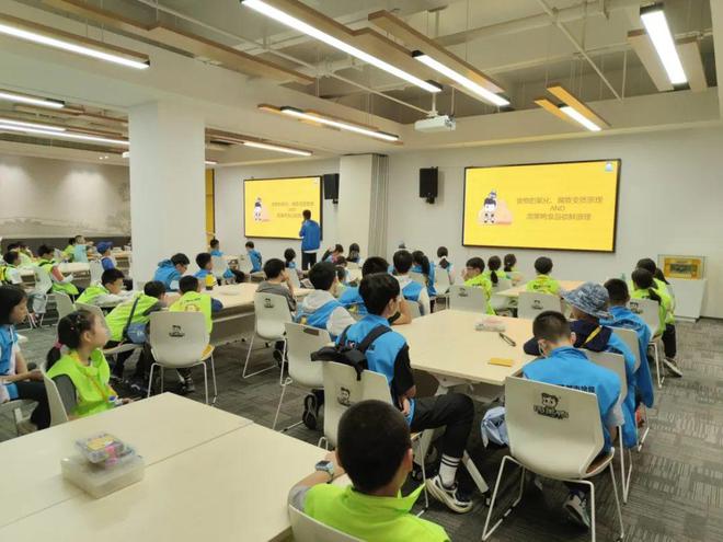 狮子精品夏令营 探访武汉大学、华中科大参观黄鹤楼、湖北省博物馆春假爆款武汉名校夏令营开启报名(图34)